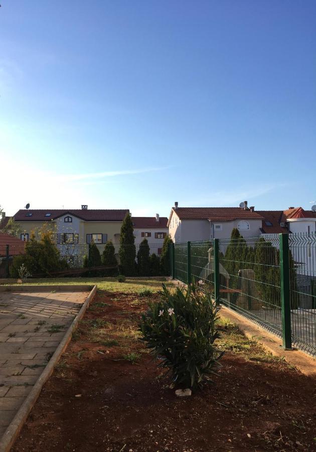 Mitra Apartments Малинська Екстер'єр фото